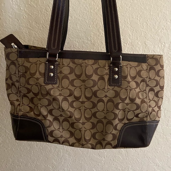 Authentic Coach Purse - Picture 3 of 7